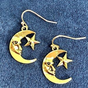 Crescent Moon Face w/ Star Gold Tone Celestial Earrings Moons Space 1.3” Long